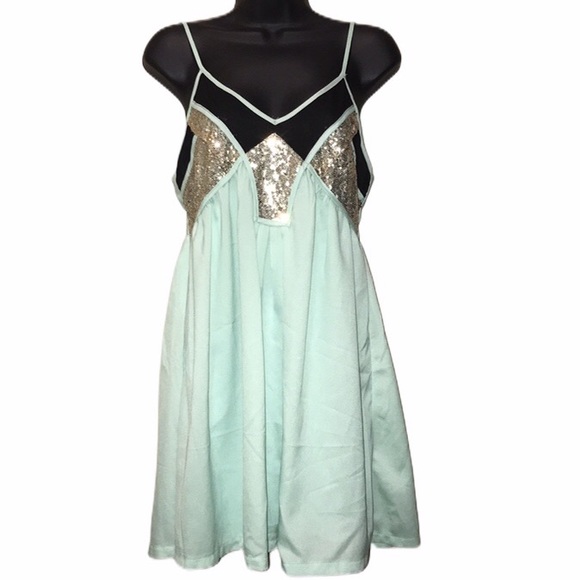 AKIRA Chicago BABYDOLL SLIP DRESS~Sequins~M - Picture 1 of 7
